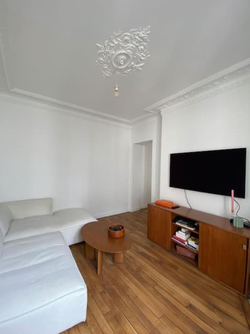 1 Bedroom In Montmartre * Parigi