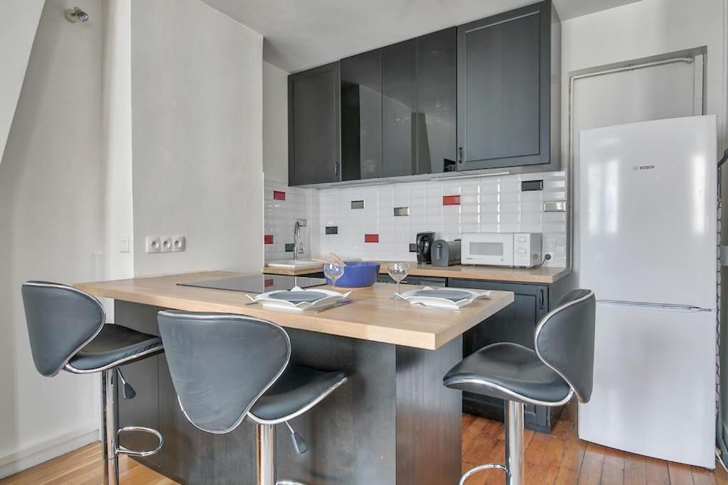 Superbe 45m2 Au Coeur De Montmartre * Parigi