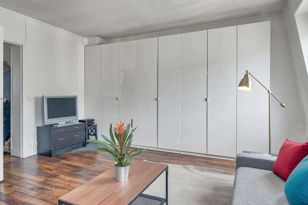 Superbe 45m2 Au Coeur De Montmartre * Parigi