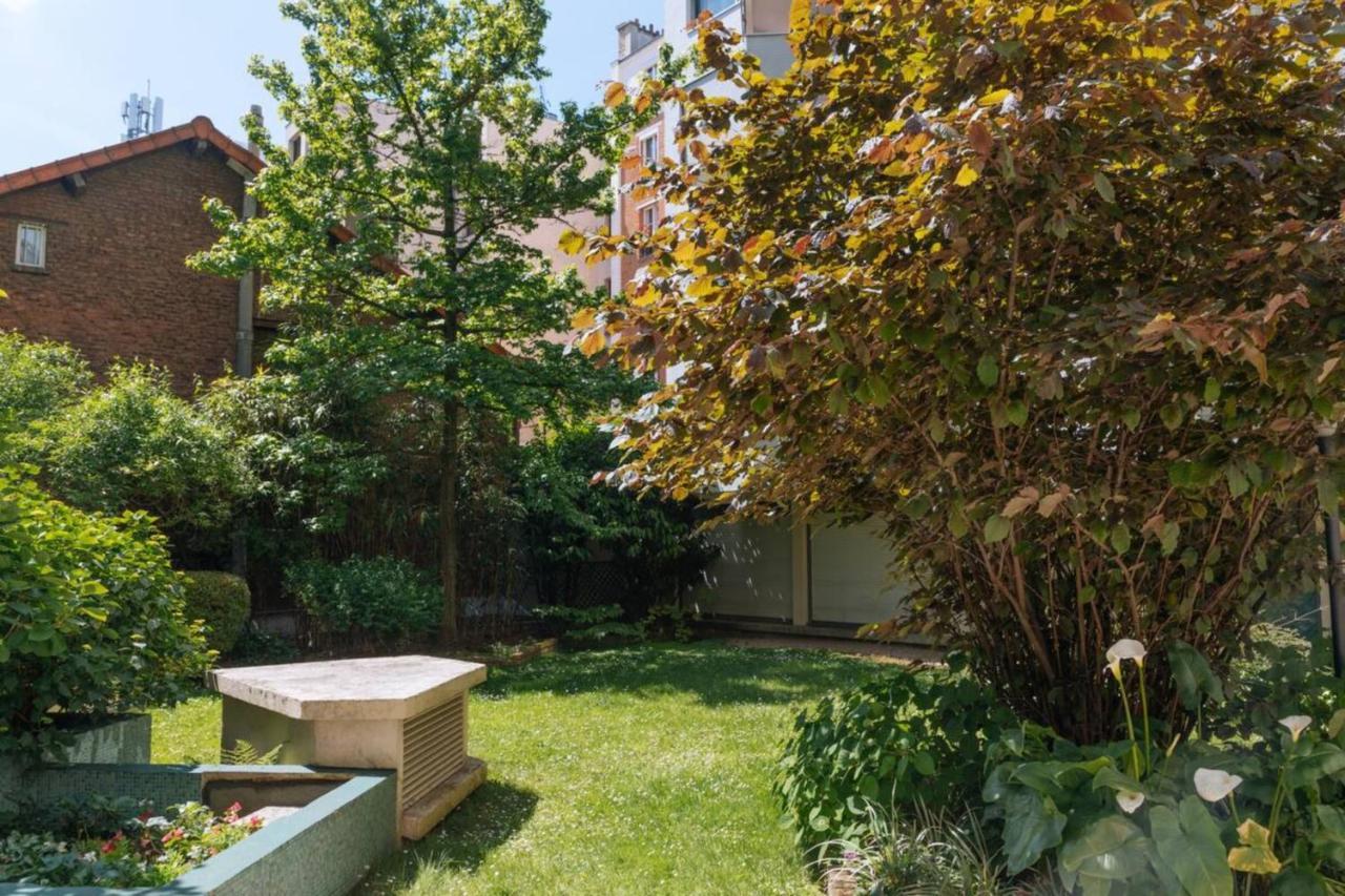 Appartamento Charming Studio For 2 Parigi