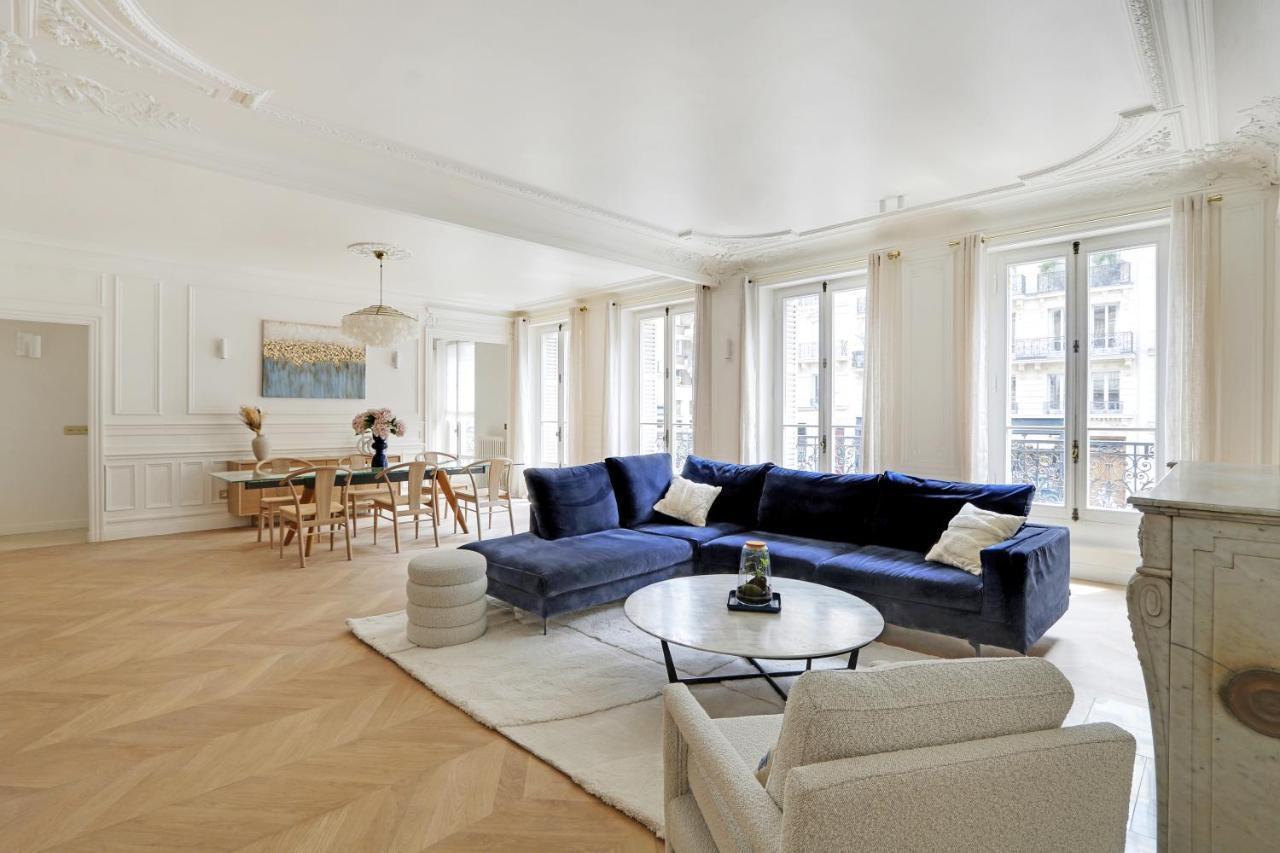 Pick A Flat's In Luxembourg - Odeon - Rue Soufflot Paris