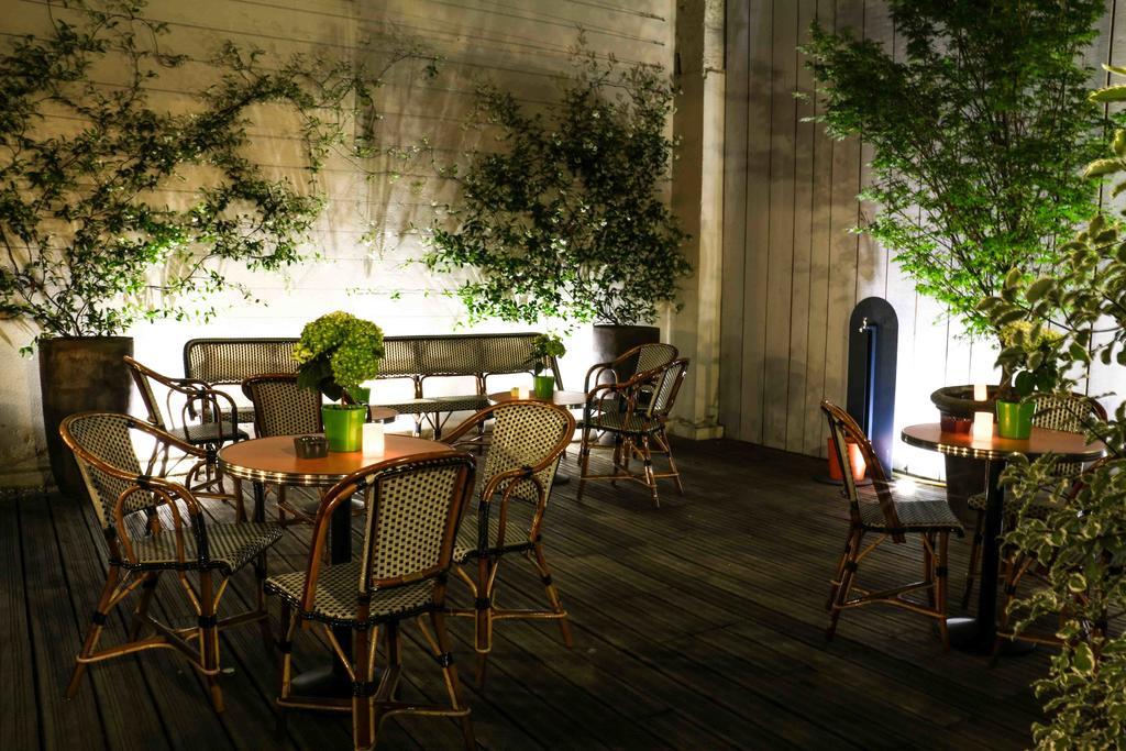 Vic Eiffel Hotel 3*