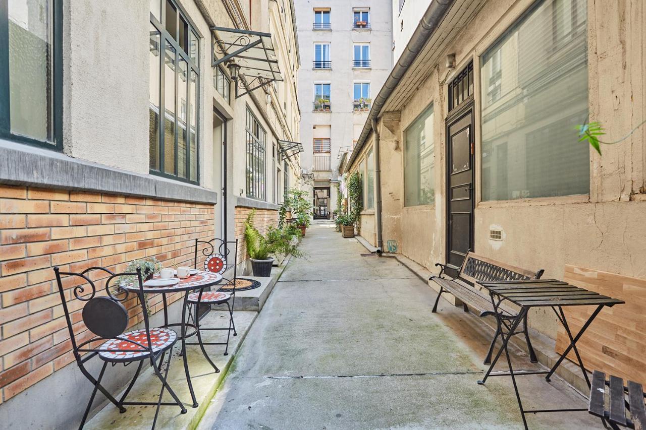Center Of By Prestige Apartment
