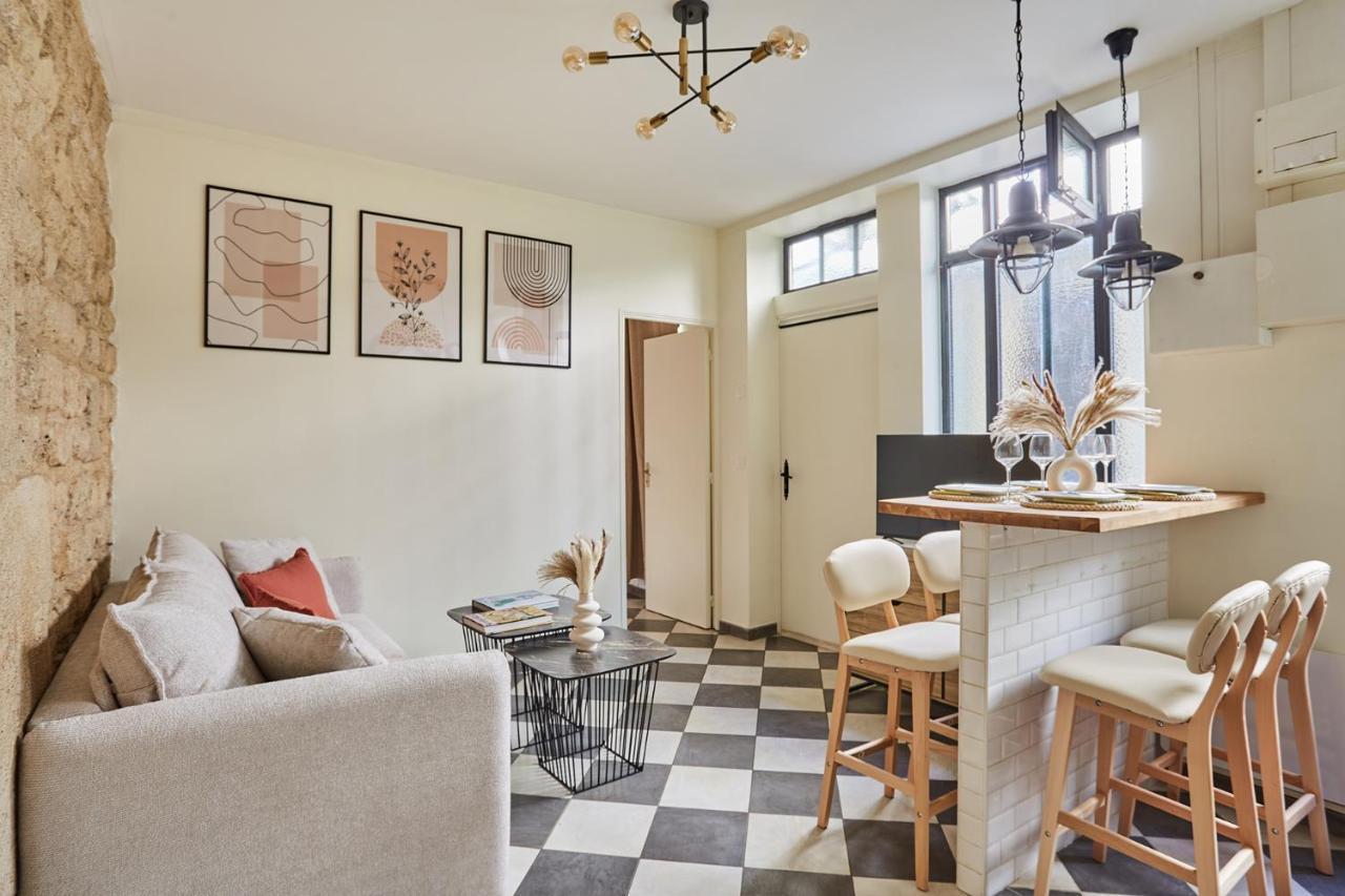 Center Of By Prestige Apartment Paris