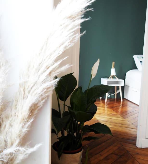 Haussmanannien Cosy - Republique Apartment Paris