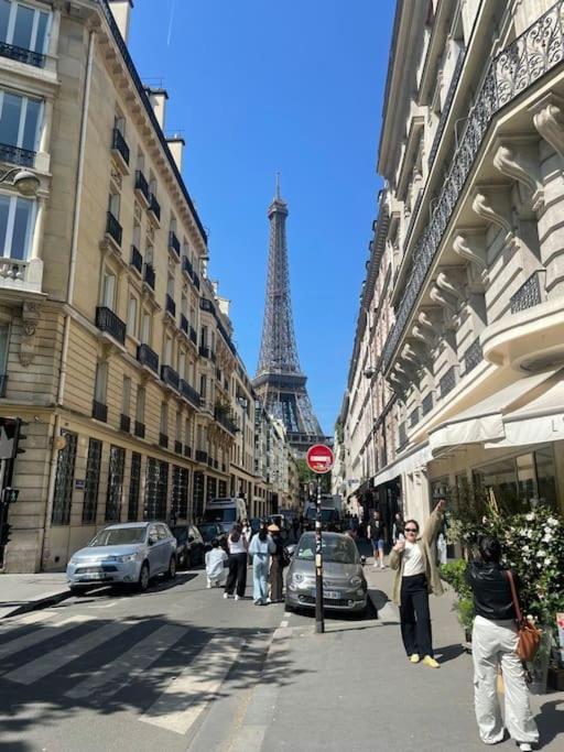 Apartment Gustave - Charming Eiffel Tower - Paris