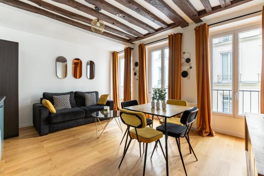 Grands Boulevards 22 : Cosy 1br-4p Apartment Paris