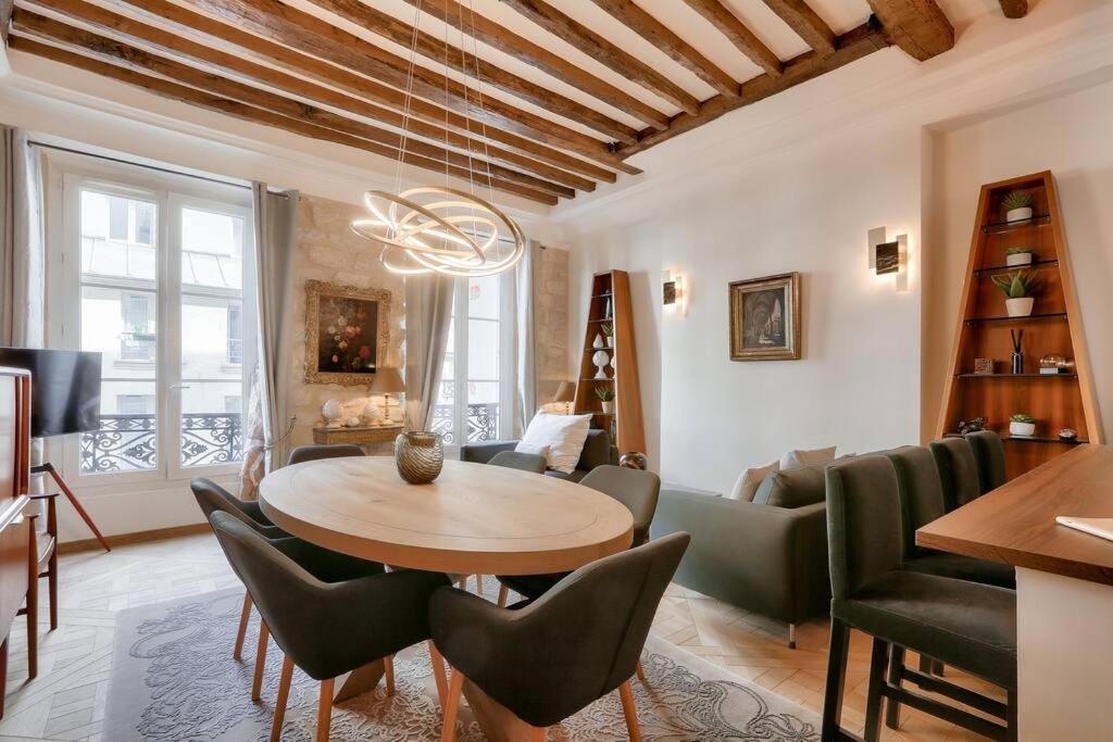 Le Luxe A La Francaise Au Coeur De Appartamento