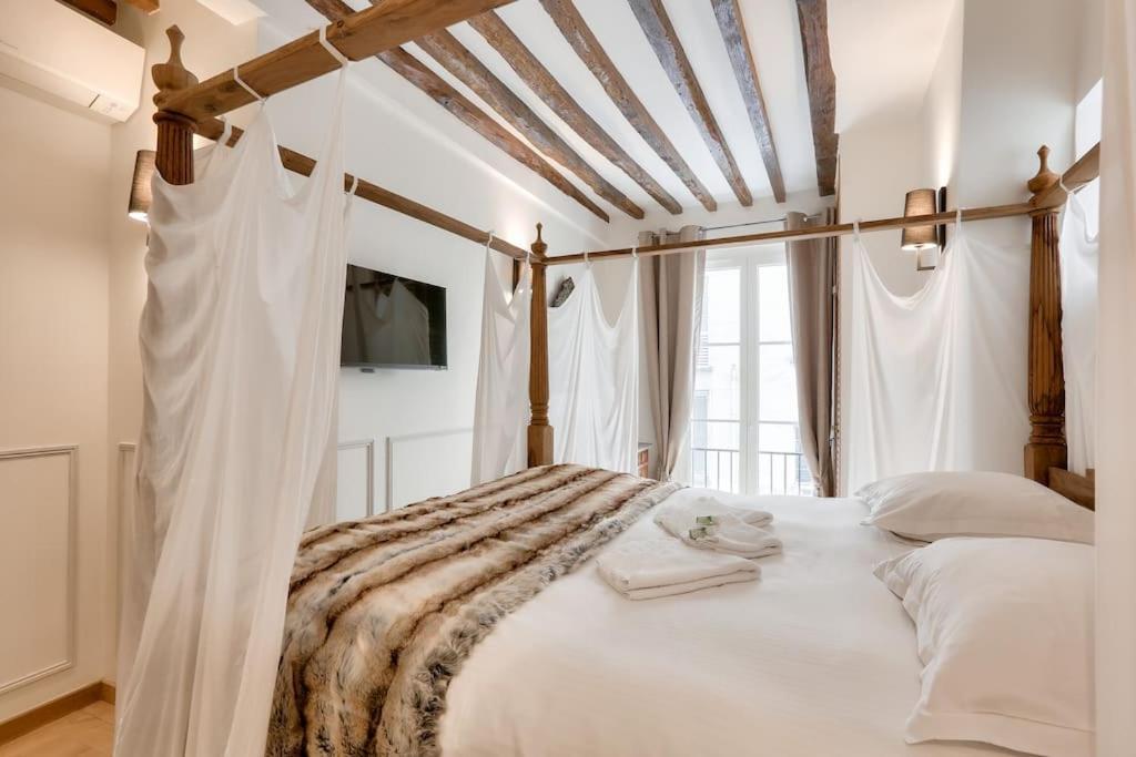 Le Luxe A La Francaise Au Coeur De *