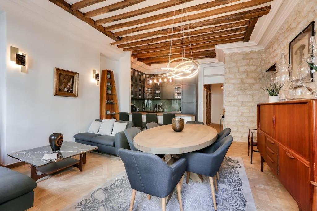 Appartamento Le Luxe A La Francaise Au Coeur De *