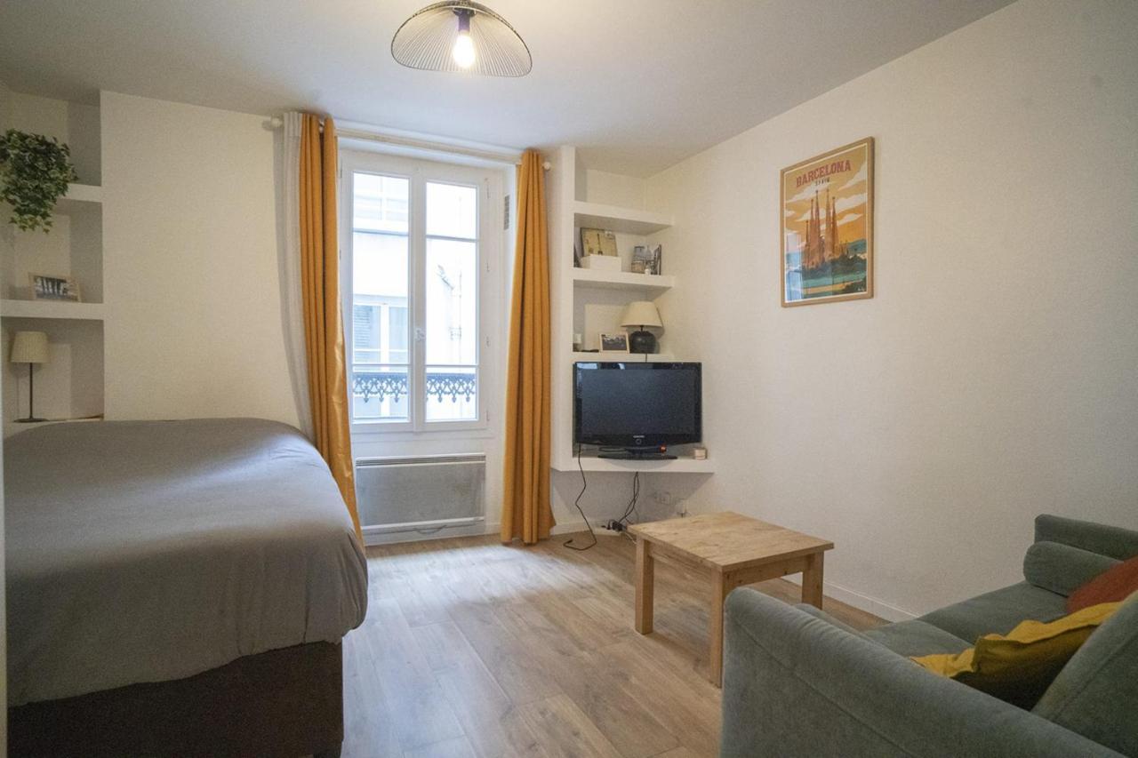 Charming Quiet Studio In The Heart Of Montmartre Appartamento