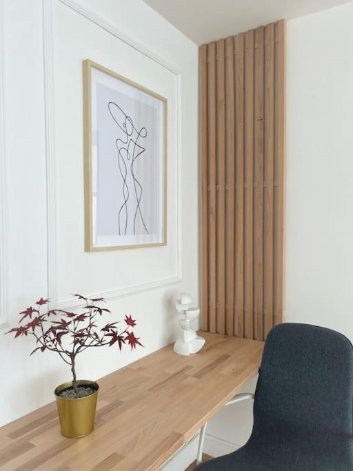 Sublime Flat - Heart Of - Le Marais