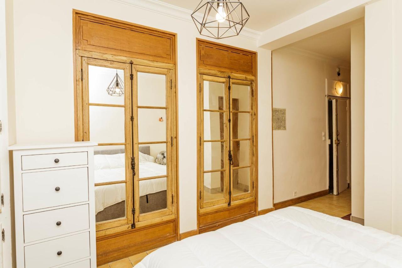 Charming With Terrace In The Heart Of The 17th Appartamento *