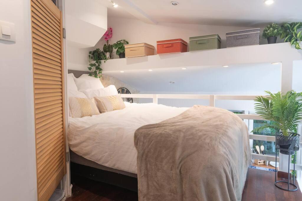 Duplex Parisien En Face Metro13 Appartamento Parigi