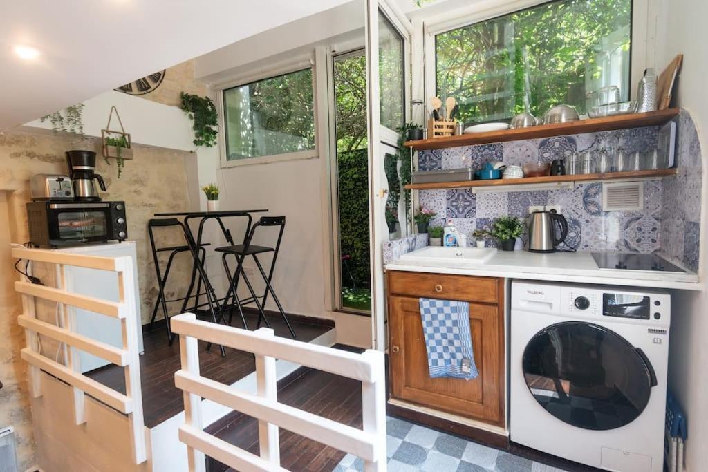 Duplex Parisien En Face Metro13 Appartamento Parigi