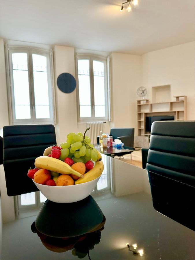 Champs Elysees 3 * Parigi
