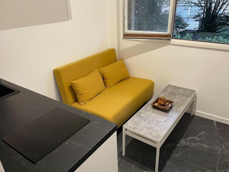 Studette Cosy Entierement Renovee Appartamento Parigi