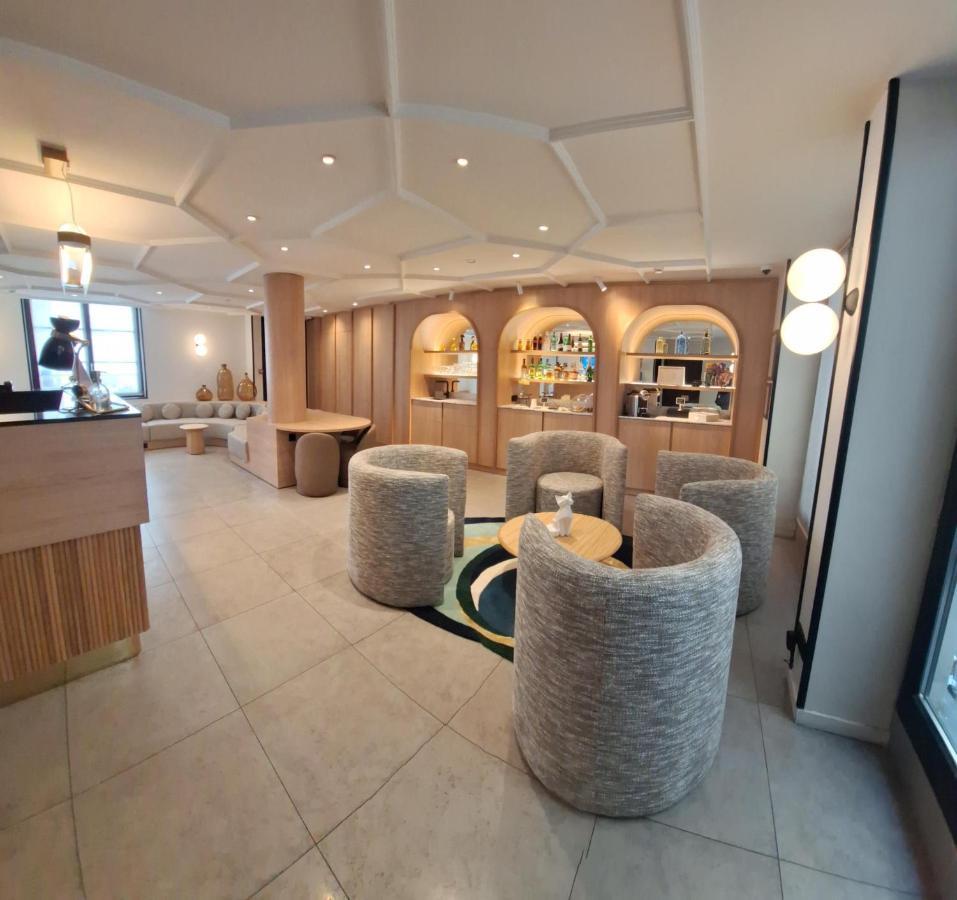 Mercure Arc De Triomphe Wagram 4*