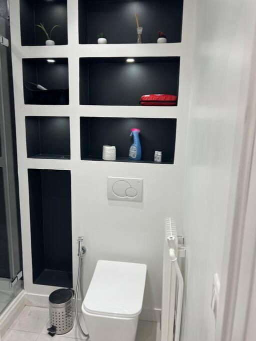 Bien Venu Chez Sarah Appartamento Parigi