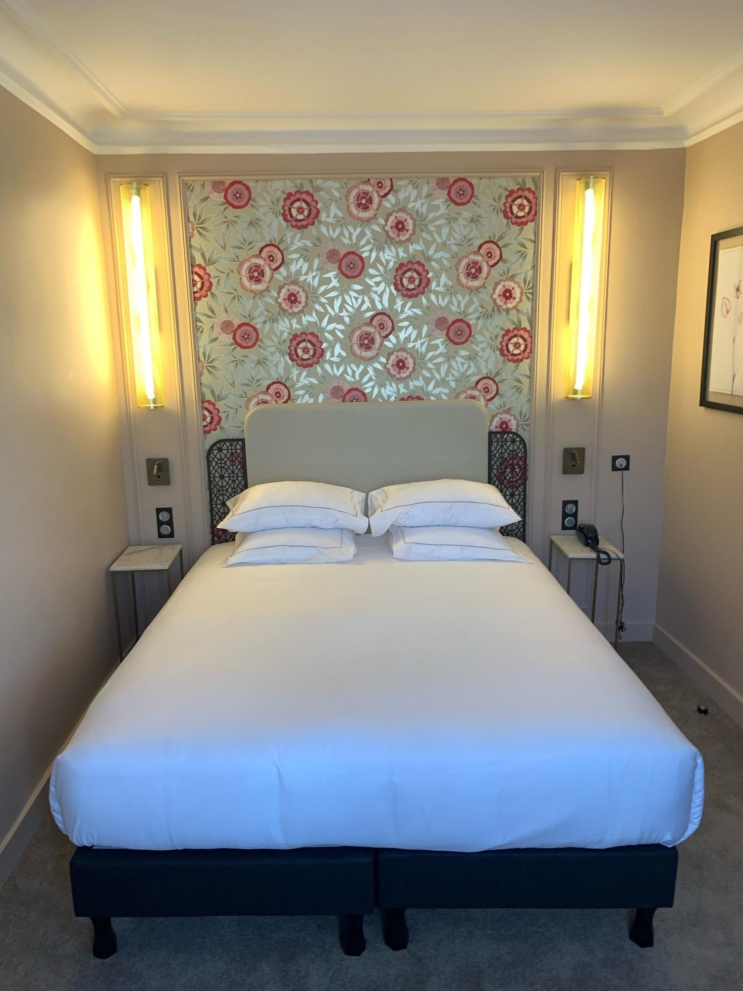 Elsa, Hotel 4*