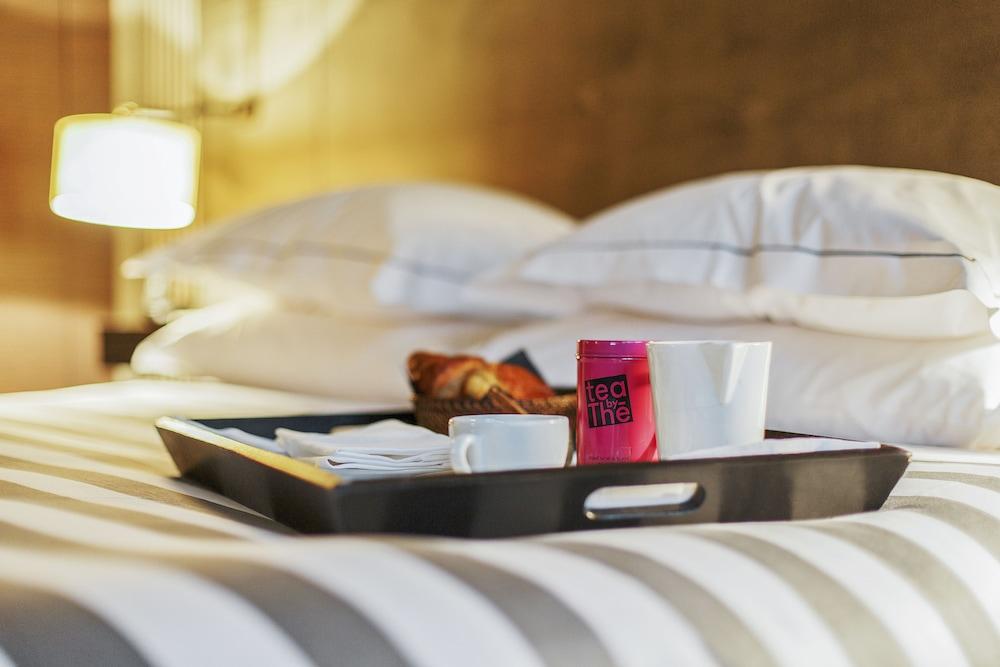 Hotel Square 5*