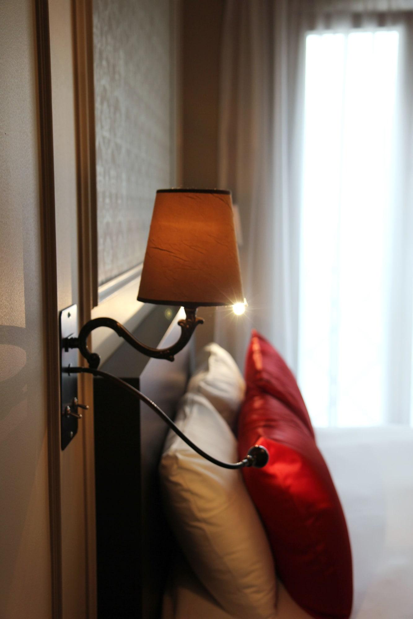 Western Le Montmartre - Saint Pierre Hotel