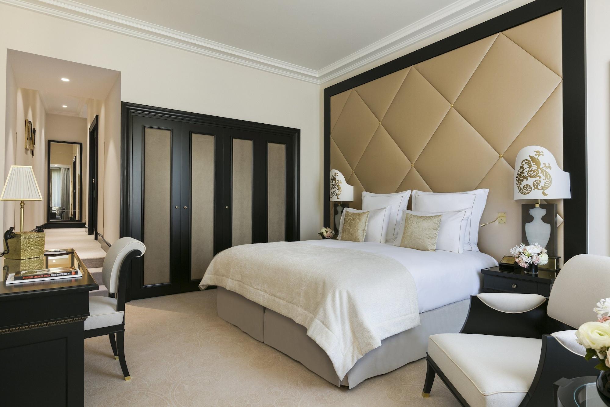 Hotel Barrière Fouquet's Parigi