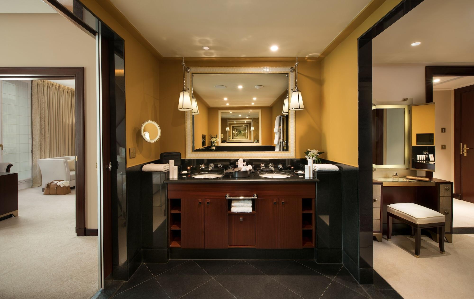 Barrière Fouquet's 5* Parigi