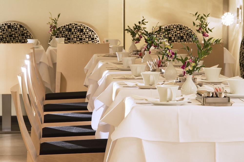 Duminy-vendome Hotel