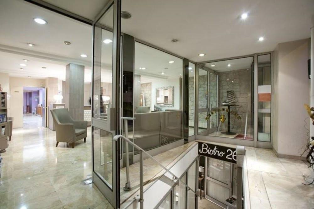 Hotel Lebron Parigi