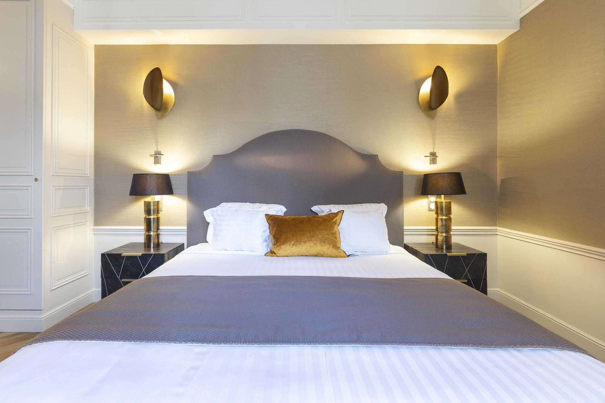 Foch Hotel Paris