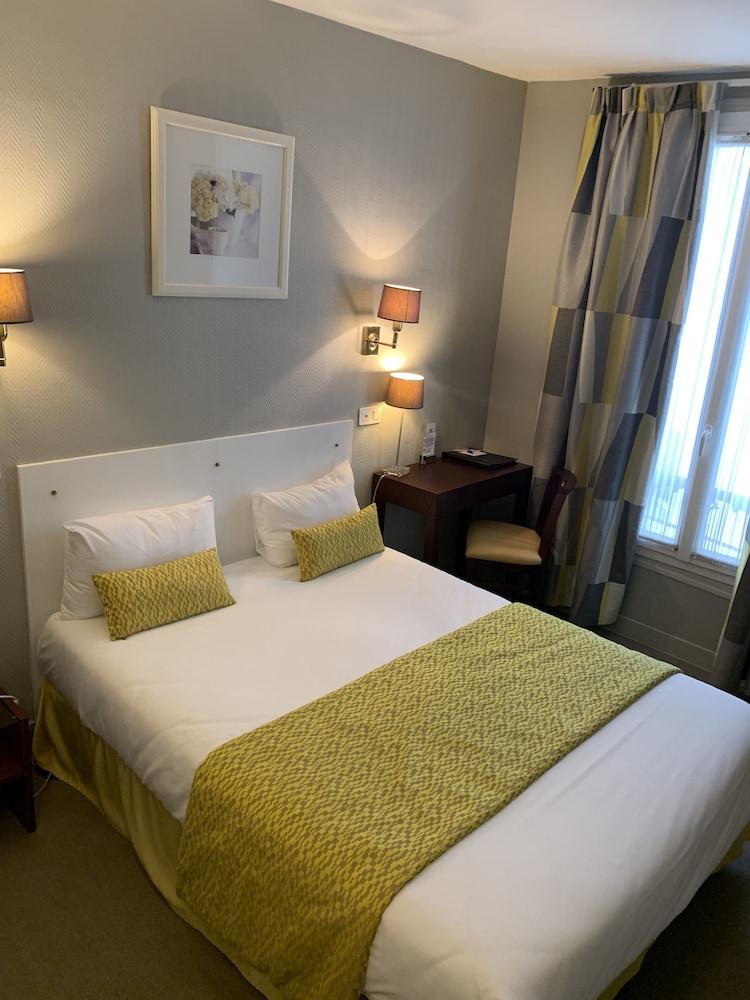 Ibis Styles Montmartre Batignolles 3* Paris