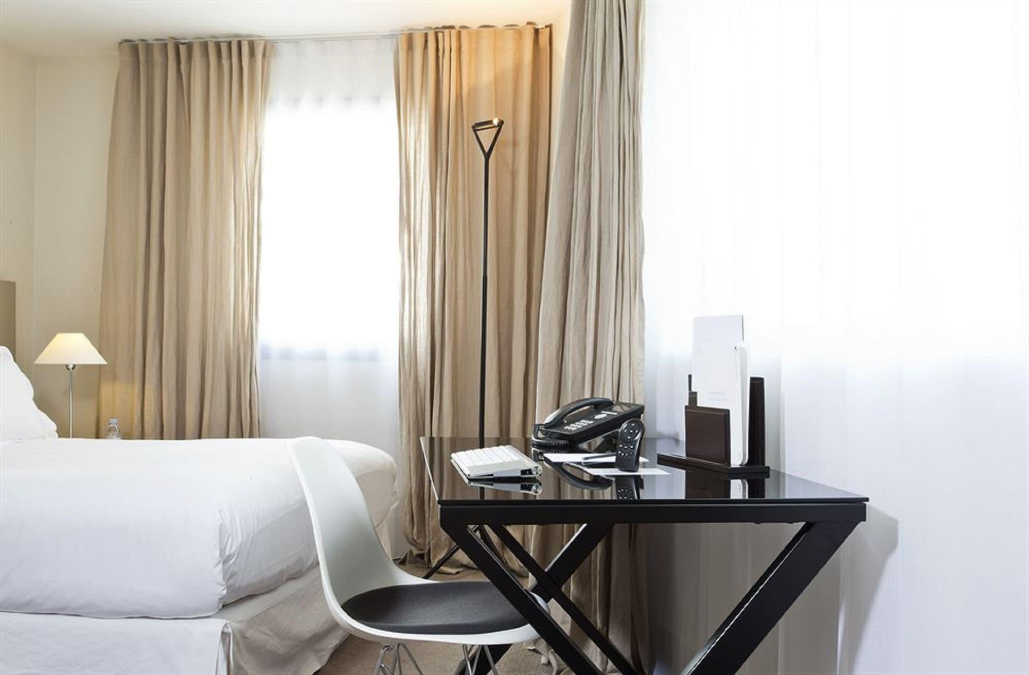 La Maison Champs Elysées 5*