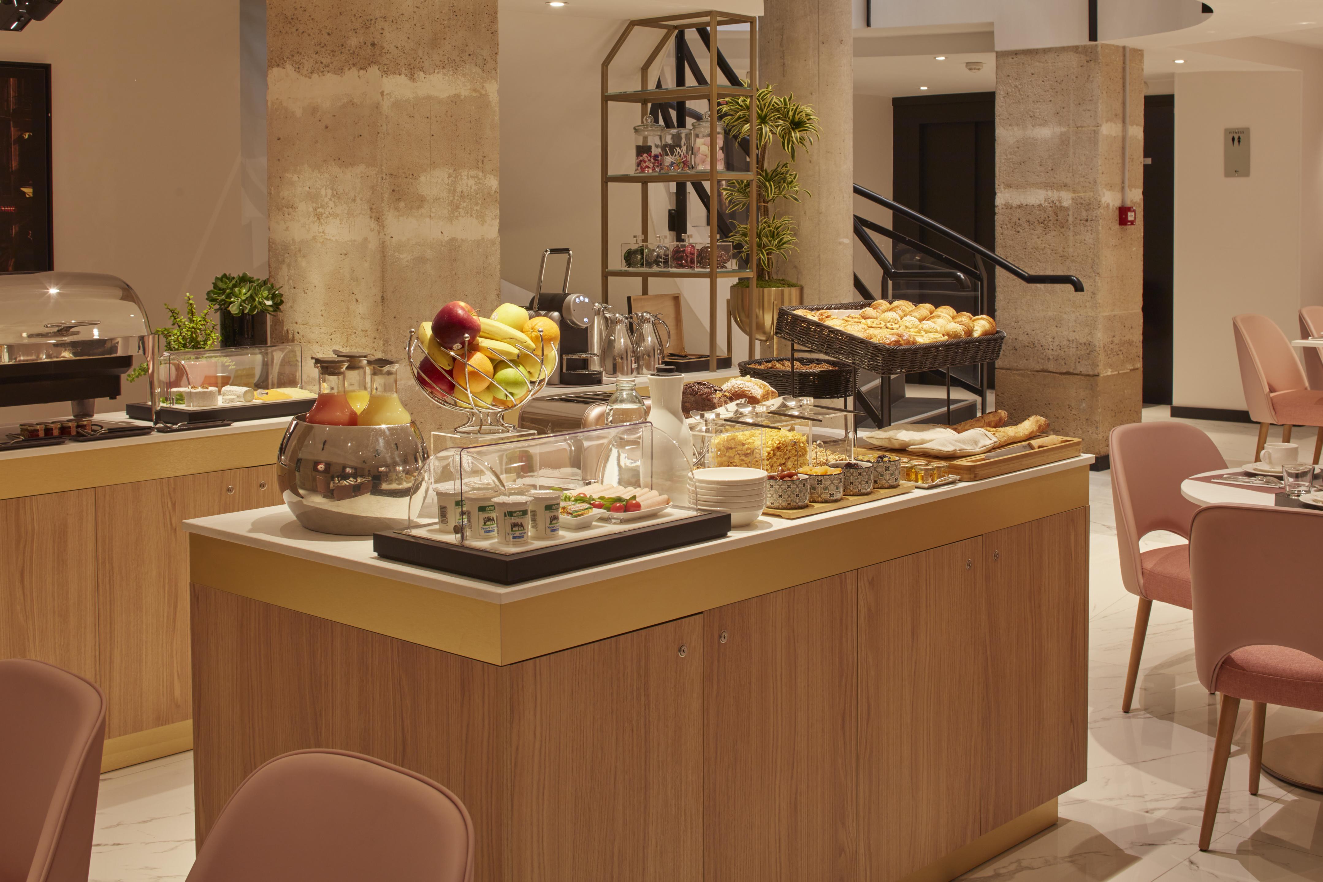 Atmospheres Hotel Paris