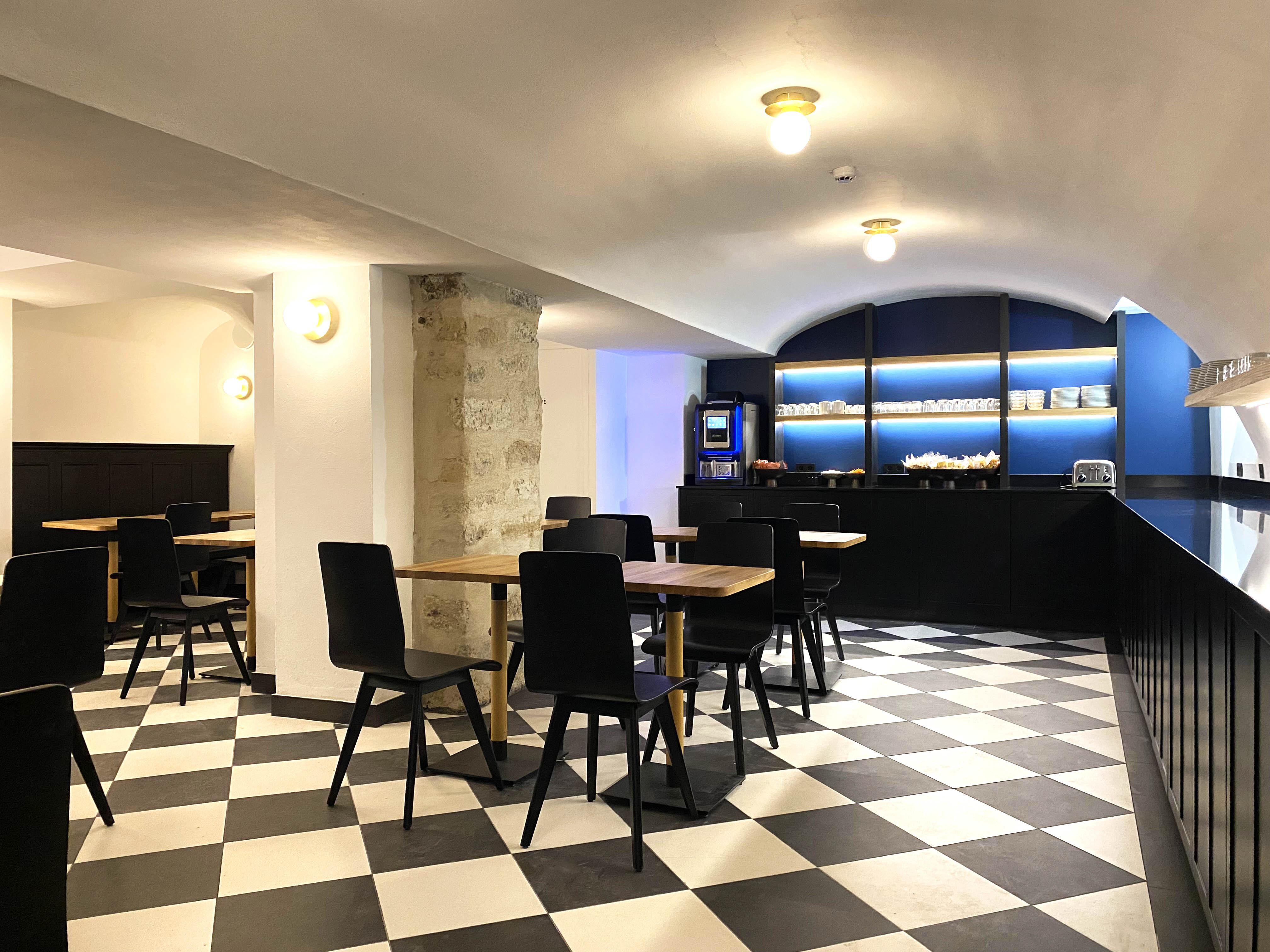New Lafayette Hotel 4*