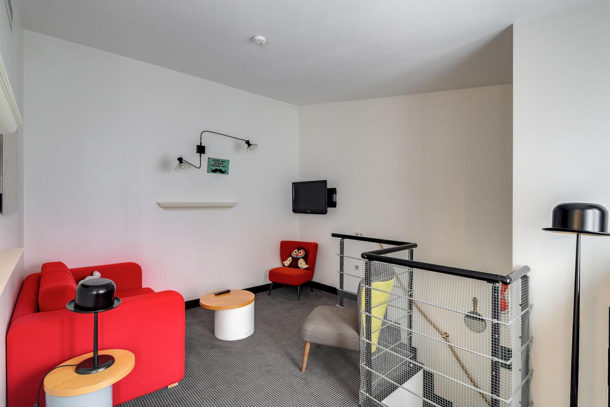 George - Astotel 3*