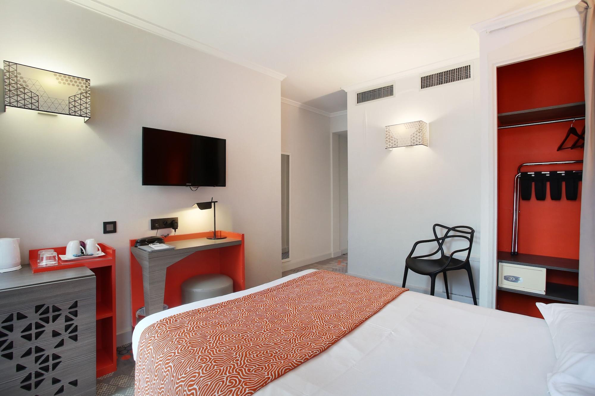 Eiffel Capitol Hotel Parigi