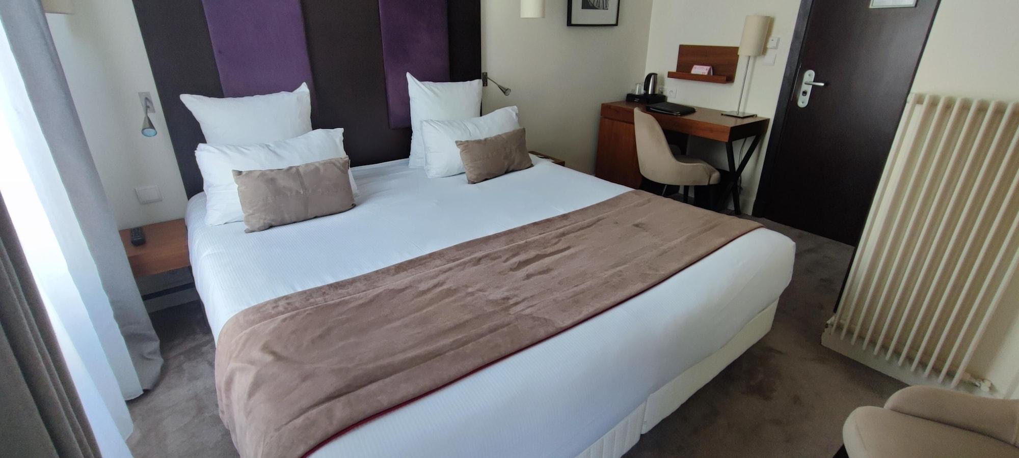 Elysées Bassano 4*