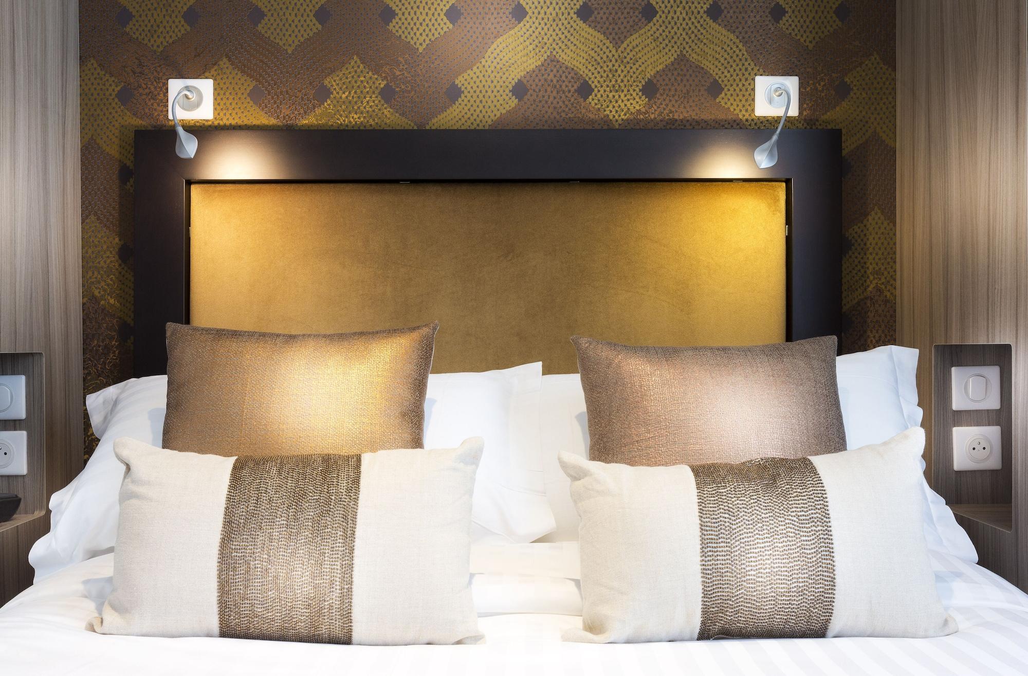 International Hotel