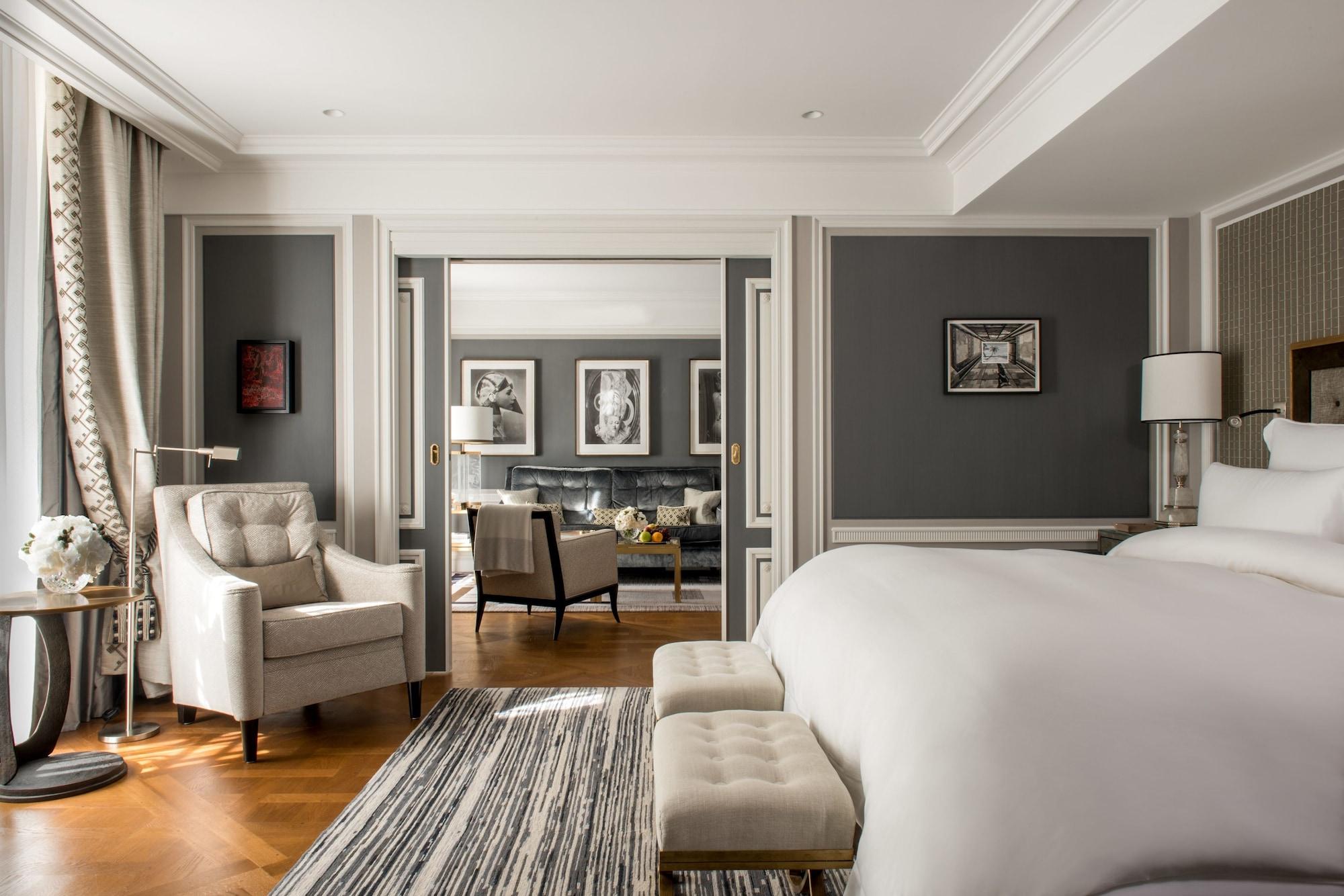 De Crillon Hotel 5*