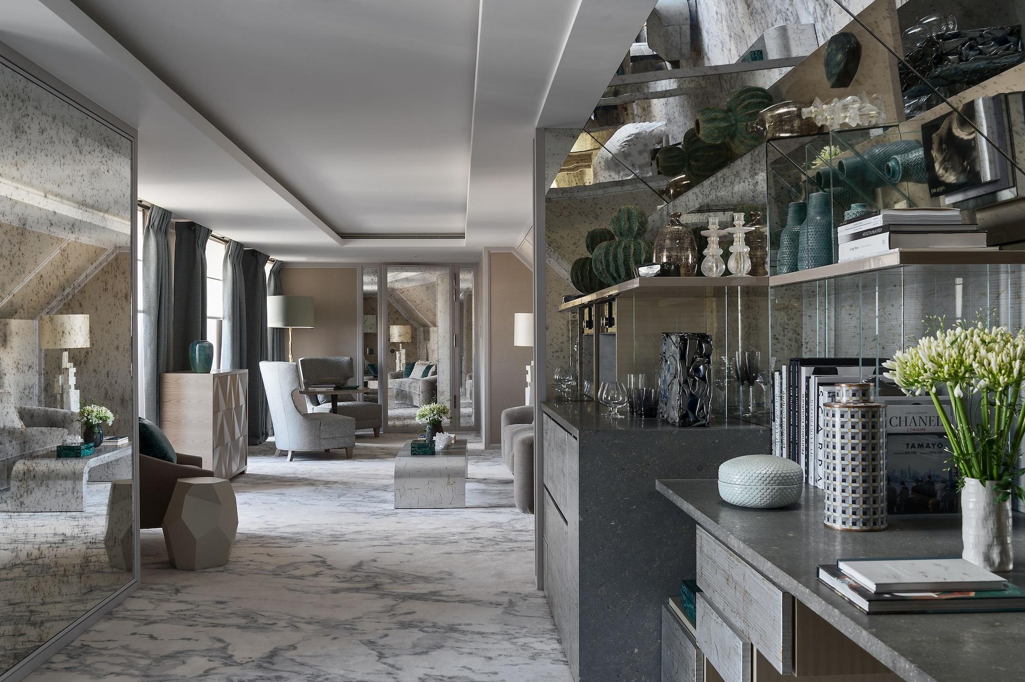 Hotel De Crillon 5*