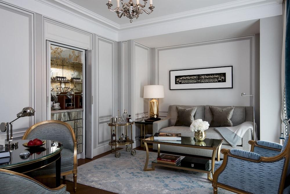 Hotel De Crillon