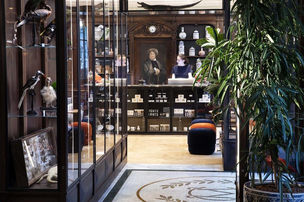 Montecristo 4* Parigi