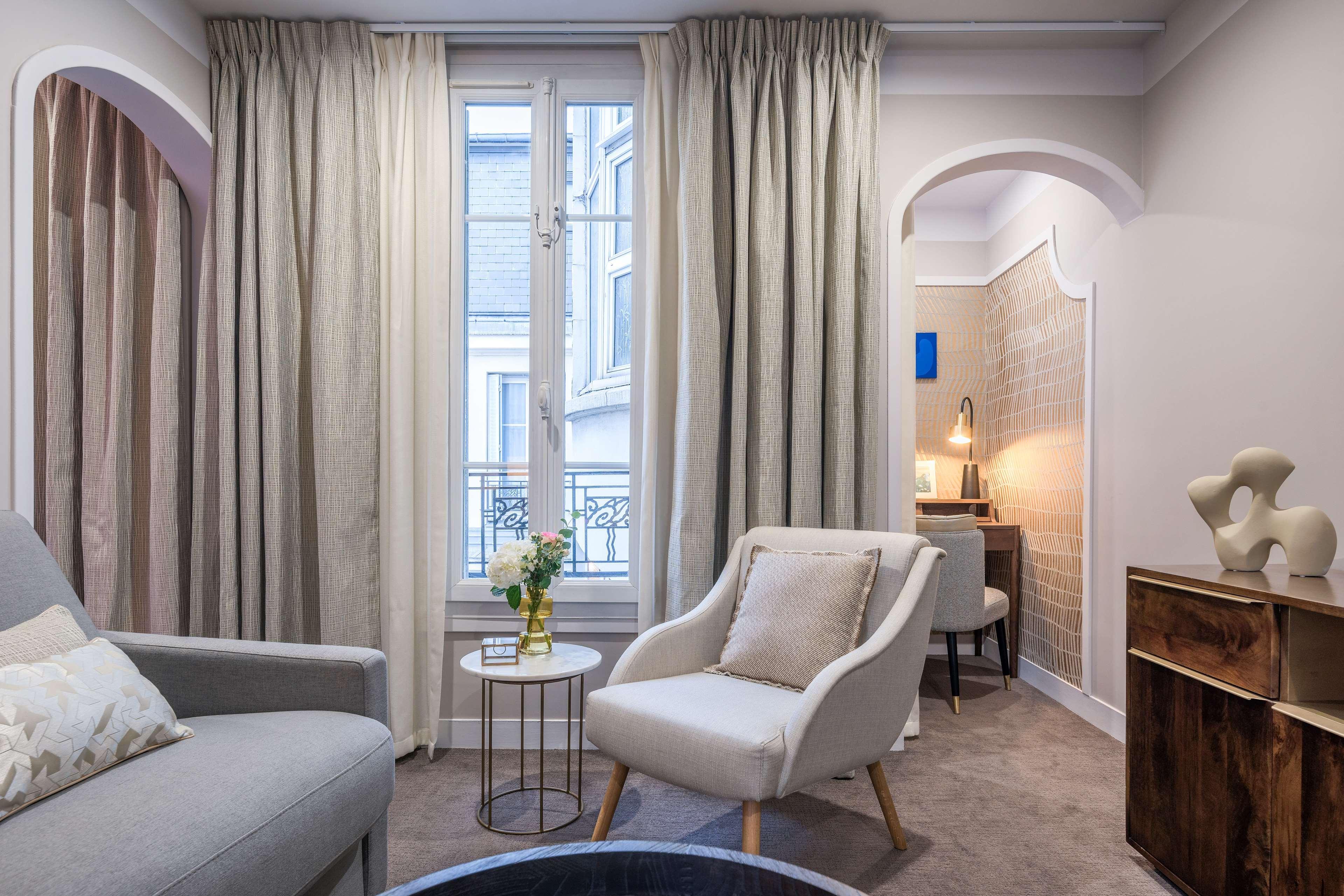 Hotel Camille Tapestry Collection By Hilton