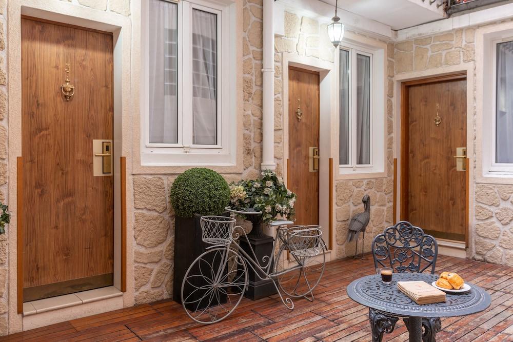 Hotel Istria Parigi