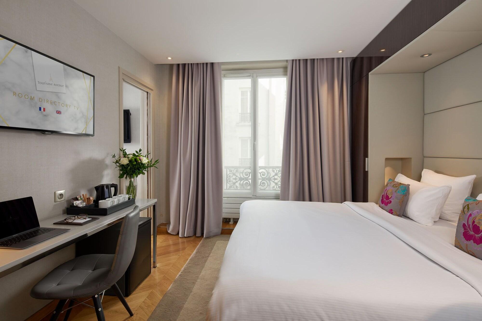 Tourisme Avenue 4* Parigi