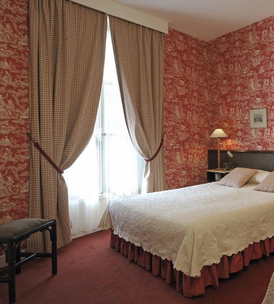 Hotel Clement 2*
