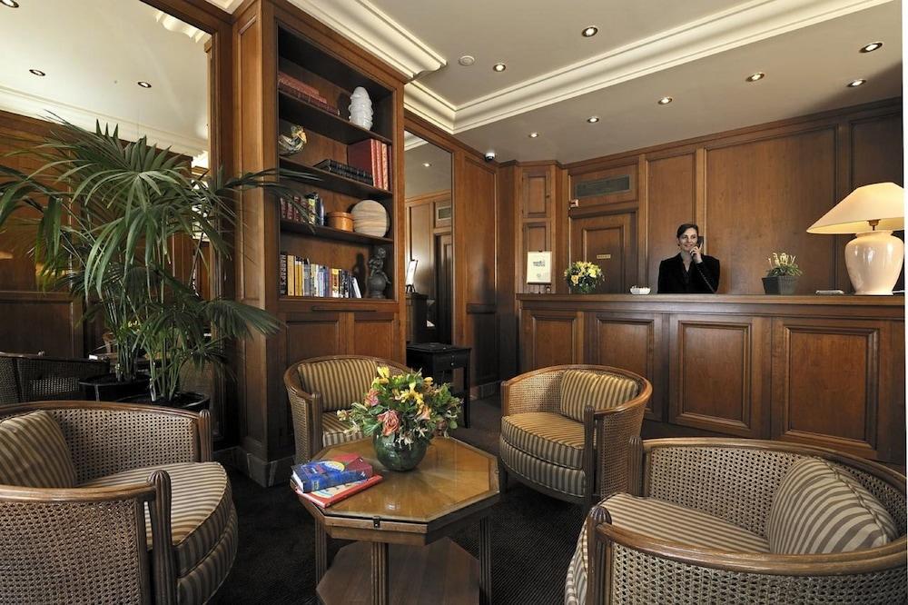 Clement Hotel