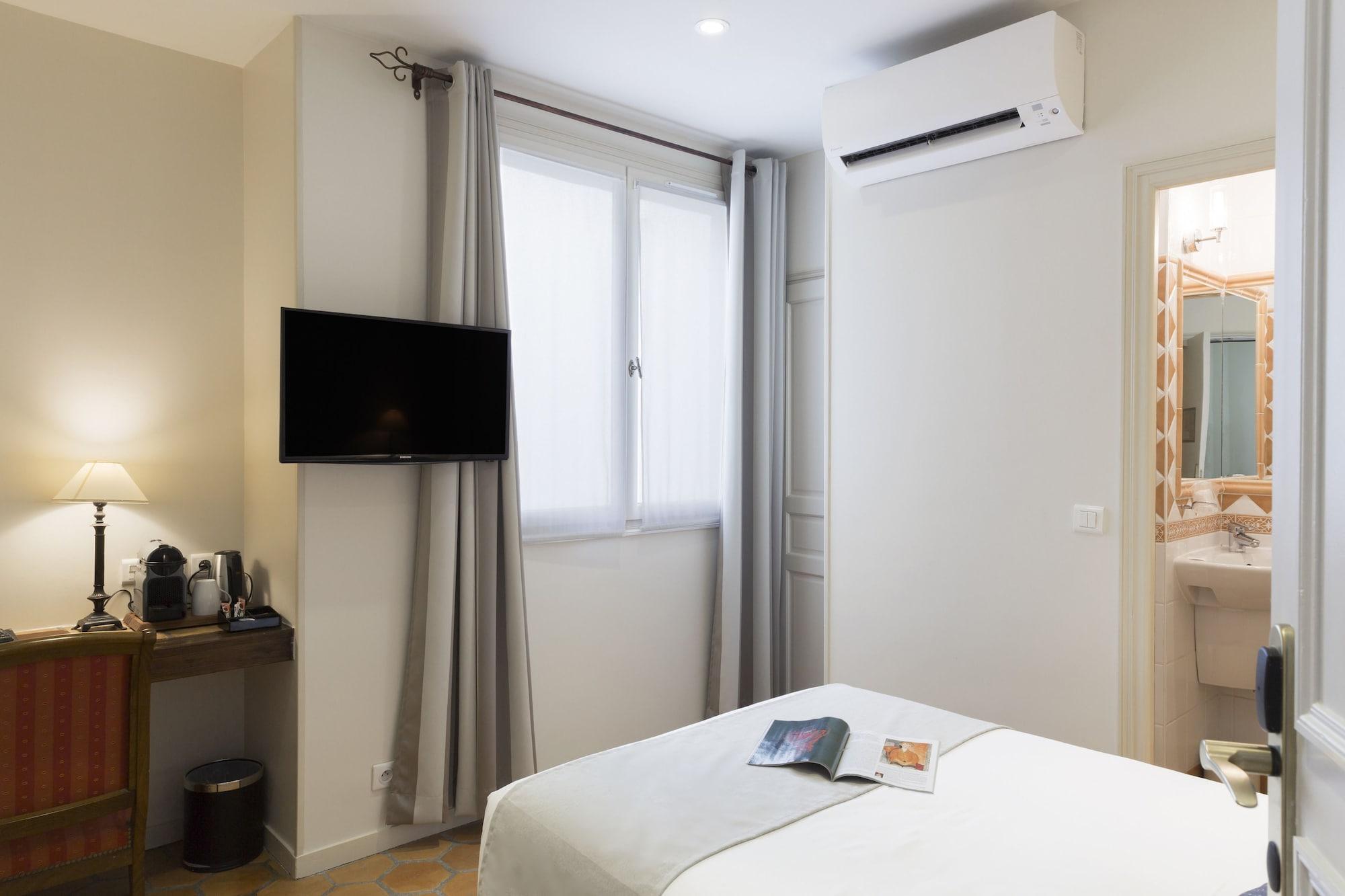 Mogador Hotel