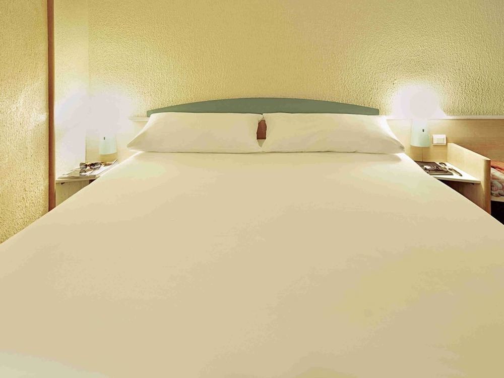 Ibis Tour Montparnasse 15eme Parigi